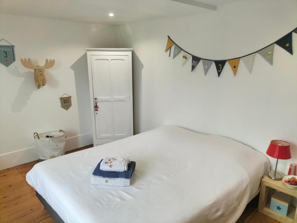 La Chambre Des Remparts Falaise  Ngoại thất bức ảnh